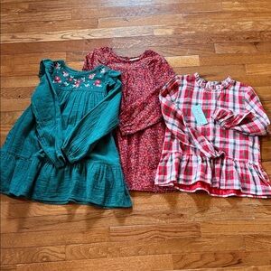 Girls lot of Christmas clothes